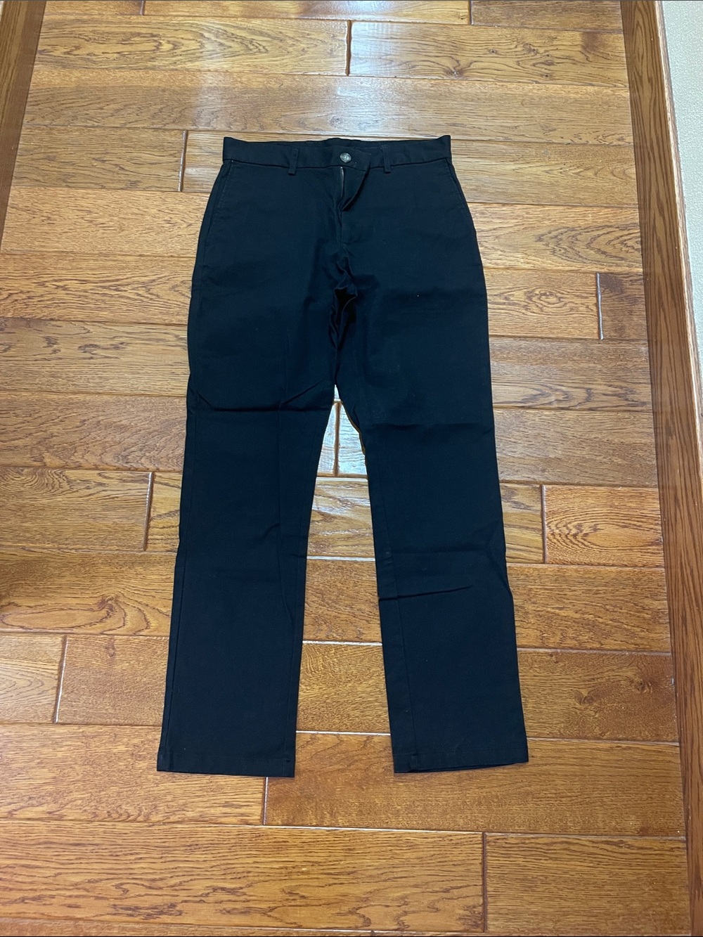 Old Navy Men's Black Straight Chinos